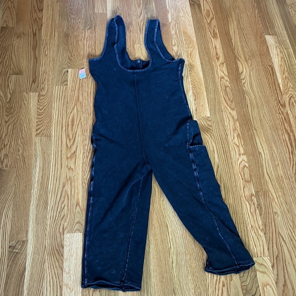 Free People sleeveless exercise jumpsuit size Large - Picture 9 of 12